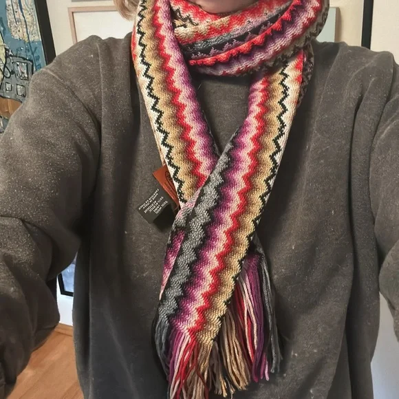 Missoni Multi-color scarf - Picture 2 of 5